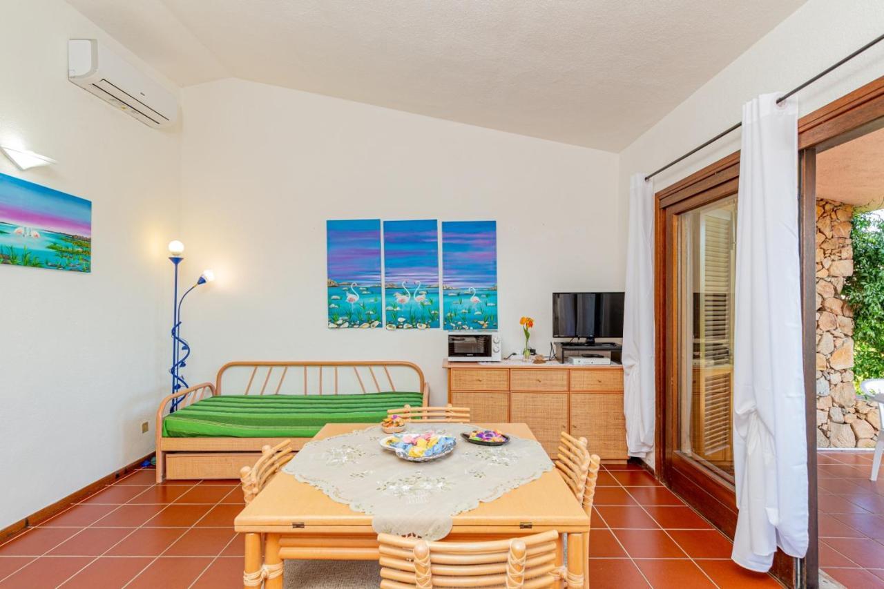 Appartamento Cala Paradiso San Teodoro  Exterior photo